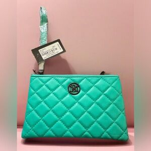 BADGLEY MISCHKA Vegan Leather Diamond Quilt Clutch/Wristlet Green New W Tags